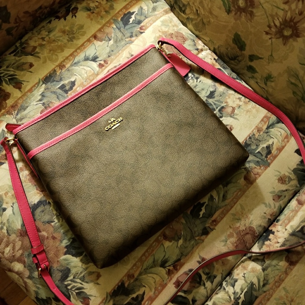 Coach crossbody purse